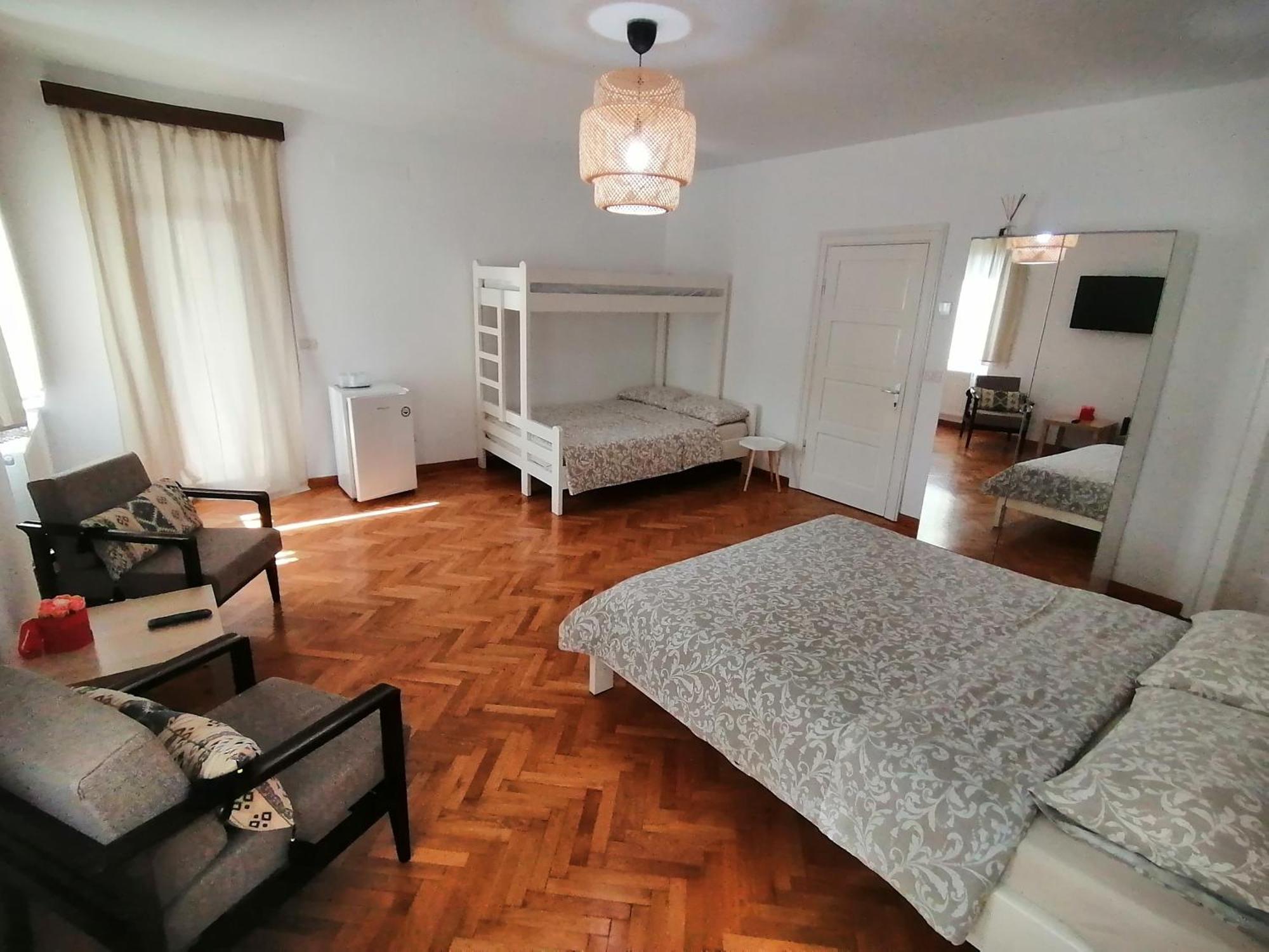Апартаменти Casa Bologna Брашов Номер фото